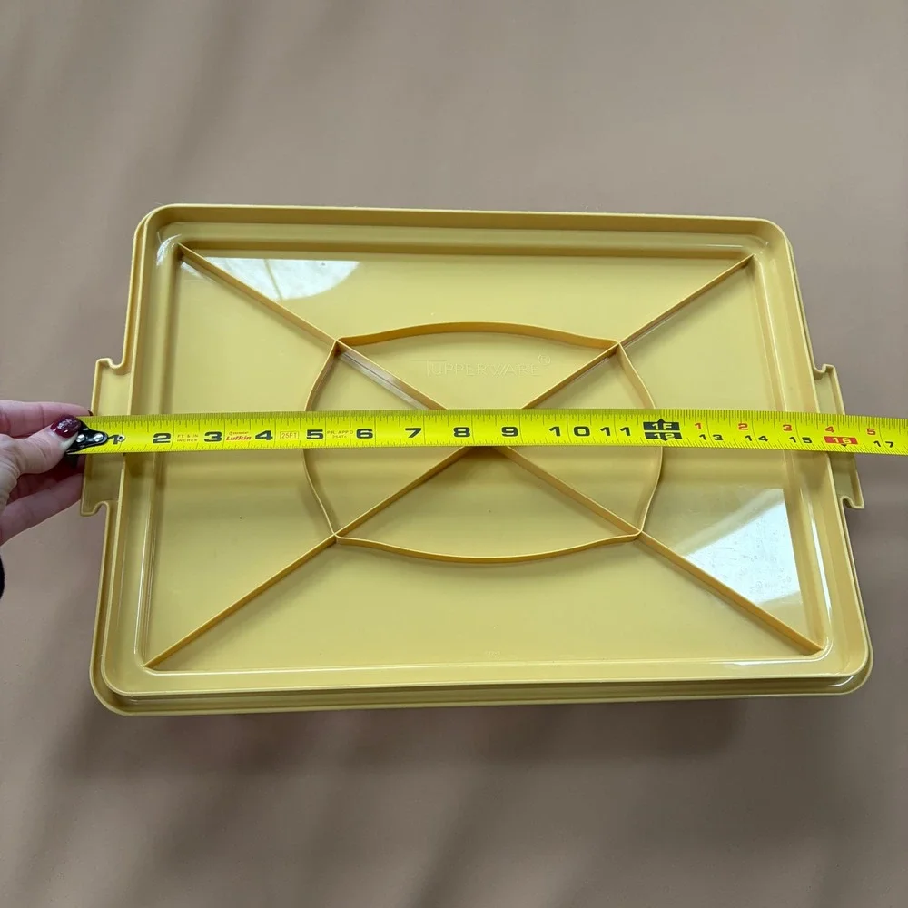 Vintage‎ Tupperware Harvest Gold Rectangular Cake Taker Carrier 622-3 Sheer Lid